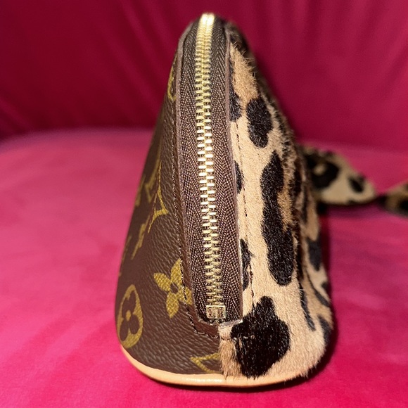 Louis Vuitton Alaia 1996 iconoclast cosmetic case and accessories leopard - Picture 4 of 14